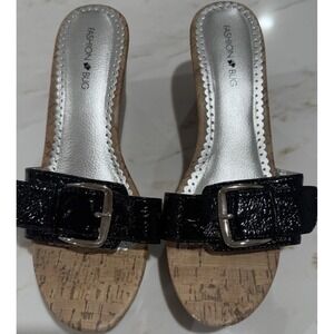 VTG Y2K Chunky Heel Shiny Black Silver Buckle Sandal Womens 10 Fashion Bug‎ EUC